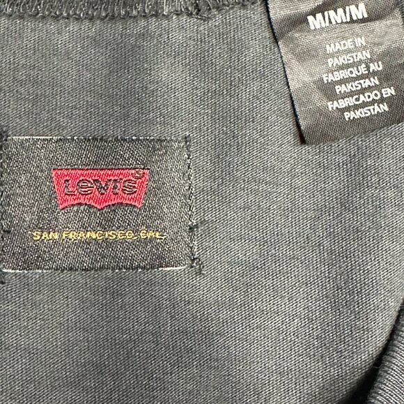 Men's Levis T-Shirt - Picture 4 of 4